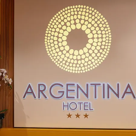 Argentina 3*